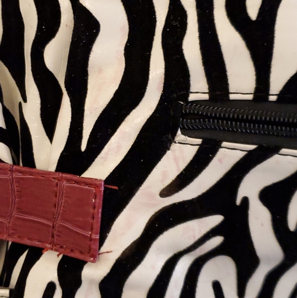 Zebra print with red flower purse bag - Picture 6 of 7